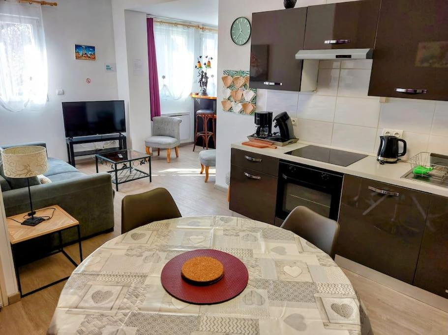 Gite 65 M2 200 M Gare T-G-V 400 M Centre-Ville Grand Parking 250 Places Gratuit Face Au Logement أراس المظهر الخارجي الصورة